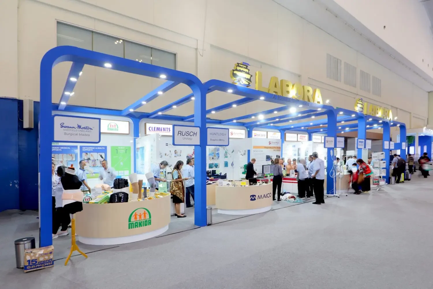 Labora – HOSPITAL EXPO 2025 Angle 1